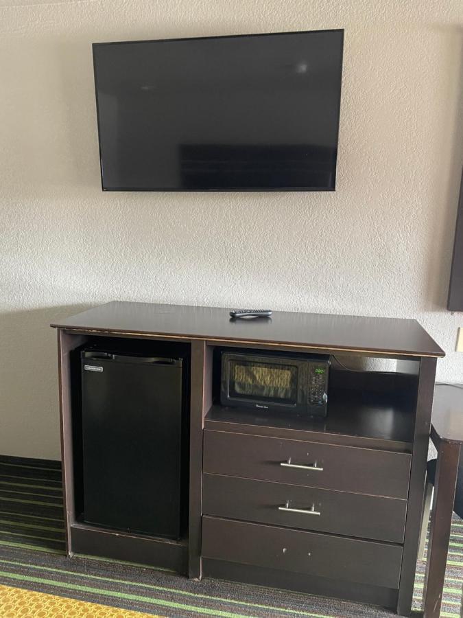 Regency Inn - 채널뷰 외부 사진